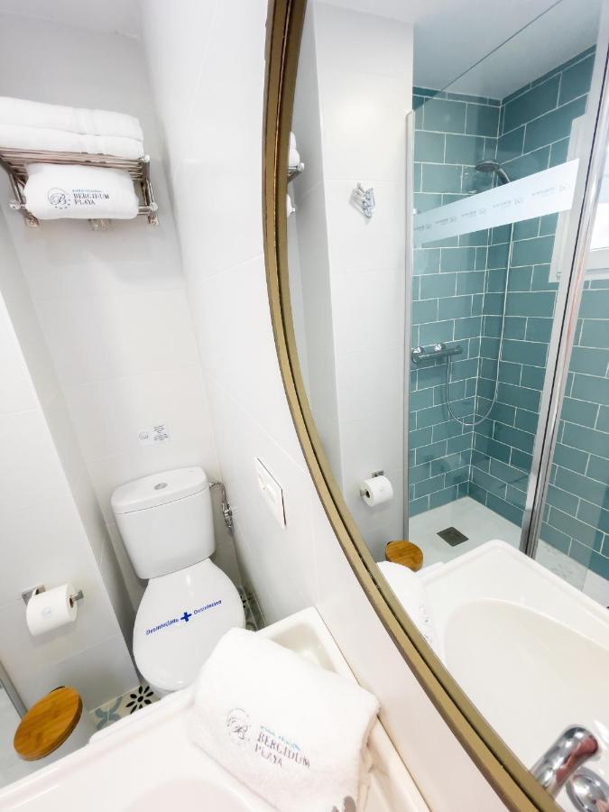 Bergidum Playa Apartment กัลเป ภายนอก รูปภาพ